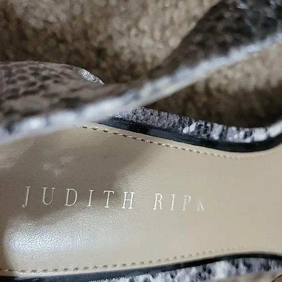 Judith Ripka Grey Snakeskin Leather Sandle Size 9.5 M - Picture 4 of 13